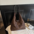 Große Shopper-Tasche mit Leopardenmuster, braune Henkel, lässiger Winter-Schultertaschen-Stil - Großes braunes Leopardenmuster