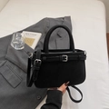 Sac à main minimaliste en daim noir avec boucle argentée et fine bandoulière - Noir sans Pendentif