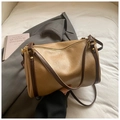 Chic khaki Boston shoulder bag in premium faux leather with vintage brown strap - Khaki