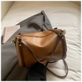 Vintage brown leather Boston bag with contrast straps and elegant gold hardware - Brown