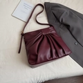 Sac fourre-tout plissé bordeaux chic en cuir PU avec bandoulière réglable - Rouge