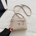 Sac à main en cuir beige grainé avec fermoir argenté et bandoulière réglable - Kaki