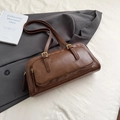 Vintage brown leather bowling bag with adjustable double shoulder straps and tassels - No Pendant / Brown