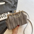 Graue Tweed-Retro-Arzttasche mit goldenem Bogenverschluss und Kettengurt für Damen - Grau