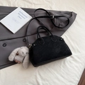 Black shell shaped tote bag in matte finish with a cute rabbit plush pendant - With Charm / Black