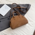 Vintage brown PU leather shell bag with top handles and adjustable shoulder strap - No Pendant / Brown