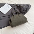 Minimalist olive green shell bag with top handles and adjustable strap on fabric - No Pendant / Green