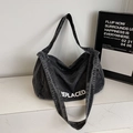 Grand sac cabas vintage en denim noir avec imprimé graphique REPLACED audacieux - Noir