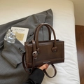 Retro dark brown crossbody handbag in matte faux leather with top handles and logo print - Coffee No Charm