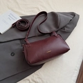 Vintage burgundy pillow shoulder bag in premium faux leather with adjustable strap - Burgundy