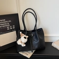 Minimalist black matte leather tote bag with long handles and a cute puppy plush charm - Black (With Charm)