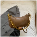 Bolso hobo vintage marrón oscuro con cadena dorada gruesa y acabado en cuero liso - Marrón