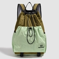 Zaino sportivo con coulisse verde oliva e menta e spallacci in rete traspirante - Verde