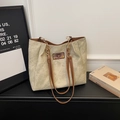Bolso tote crema grande con estampado de osos y correa de cadena para el trabajo - Beige Sin Colgante