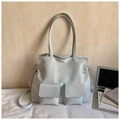 Grand sac cabas en cuir gris clair avec poches avant et détails de cordon de serrage - Bleu (Sans Pendentif)