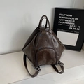 Bolso tote retro de cuero PU marrón oscuro plisado con diseño geométrico elegante - café