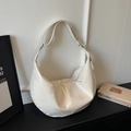 Detail of off-white hobo bag with glossy finish and silver chain strap connector - Off-white