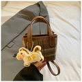 Sac à main en laine à carreaux marron avec anses en cuir et pendentif cheval - Marron Petit
