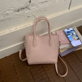 Sac seau trapèze rose clair élégant avec doubles poignées et bandoulière réglable - Rose Sans Pendentif