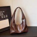 Vintage brown leather hobo shoulder bag with a polished retro finish for women - Coffee