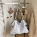 Bolso tote gris con estampado de estrellas, texto Gugu y correas metálicas - Azul grisáceo