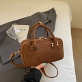 Borsa a mano Boston in pelle scamosciata marrone con dettaglio in metallo e tracolla - Marrone