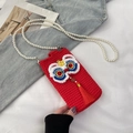Borsa porta cellulare rossa all'uncinetto con perle e nappa portafortuna leone - Piccola Danza del Leone