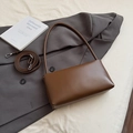 Retro brown baguette shoulder bag for women with adjustable strap in minimalist style - Brown No Pendant