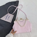 Pink pleated satin shell bag with pearl handle and vintage gold metal clasp - Pink