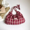 Rot-weiße Karo-Hobo-Tasche mit verstellbarem Knotengurt im klassischen Vintage-Stil - Rot