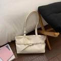 Sac cabas minimaliste blanc crème en cuir avec détails de sangles et boucles métalliques - Sans Pendentif / Blanc