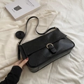Bolso de hombro minimalista de cuero PU negro con hebilla dorada y correas dobles - Negro
