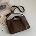 Bolso tote marrón oscuro en cuero suave con correa ajustable para el uso diario - Marrón