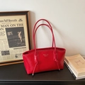 Fashionable red faux leather tote bag with glossy finish and double shoulder straps - Red (No Pendant)