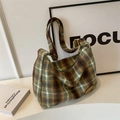 Retro green and brown checkered woolen hobo crossbody bag with adjustable shoulder strap - Green Without Pendant