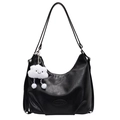 Grande borsa a spalla hobo nera con simpatico ciondolo a nuvola bianca e logo - M / Nero