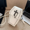 Borsa a tracolla gotica bianca a forma di bara con borchie e croce metallica - Taglia unica / Croce Bianco