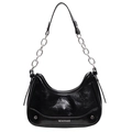 Bolso sobaco negro brillante elegante con cadena plateada y logo metálico - Negro