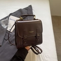 Zaino vintage marrone scuro in ecopelle con manico superiore e spallacci regolabili - Caffè (Senza Ciondolo)