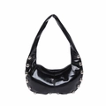 Elegante borsa hobo in pelle cerata nera con borchie metalliche argentate stile punk - Nero