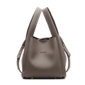 Elegante borsa a secchiello in pelle grigia con motivo litchi e borchie dorate - Grigio elefante