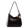 Vintage large dark brown tote bag in faux leather with baseball themed charm - No Pendant / Brown