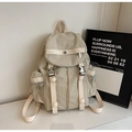 Waterdichte beige nylon rugzak met dubbele gespsluiting voor casual reizen - Off-wit