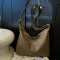 Vintage Hobo-Tasche aus weichem braunem Leder mit verstellbarem Gurt und Goldzipper - Ohne Anhänger / Khaki