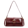 Elegante bolso baguette burdeos en cuero encerado brillante con hebilla dorada fina - Burdeos