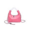Borsa a tracolla rosa a mezzaluna con manico di perle bianche e catena argentata - Rosa
