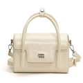 Piccola borsa quadrata in pelle cerata bianco panna con logo argento e tracolla regolabile - Bianco