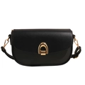 Bolso bandolera negro con textura acolchada y cierre de hebilla de herradura dorada - Negro