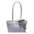 Bolso de hombro azul claro en cuero de cera con colgante de corazón y lazo elegante - Azul