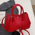 Sac seau chic en cuir rouge avec grain litchi et fermoir argenté pour femmes - Sans Pendentif / Bordeaux
